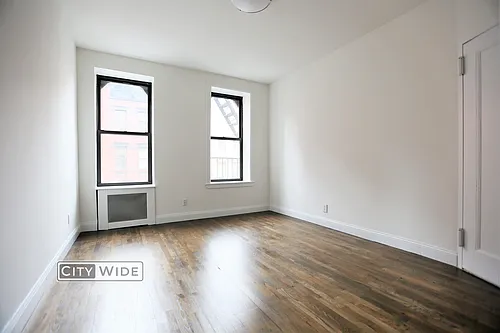 234 E 89th St #4W Photo 1 234 E 89th St #4W Photo 1