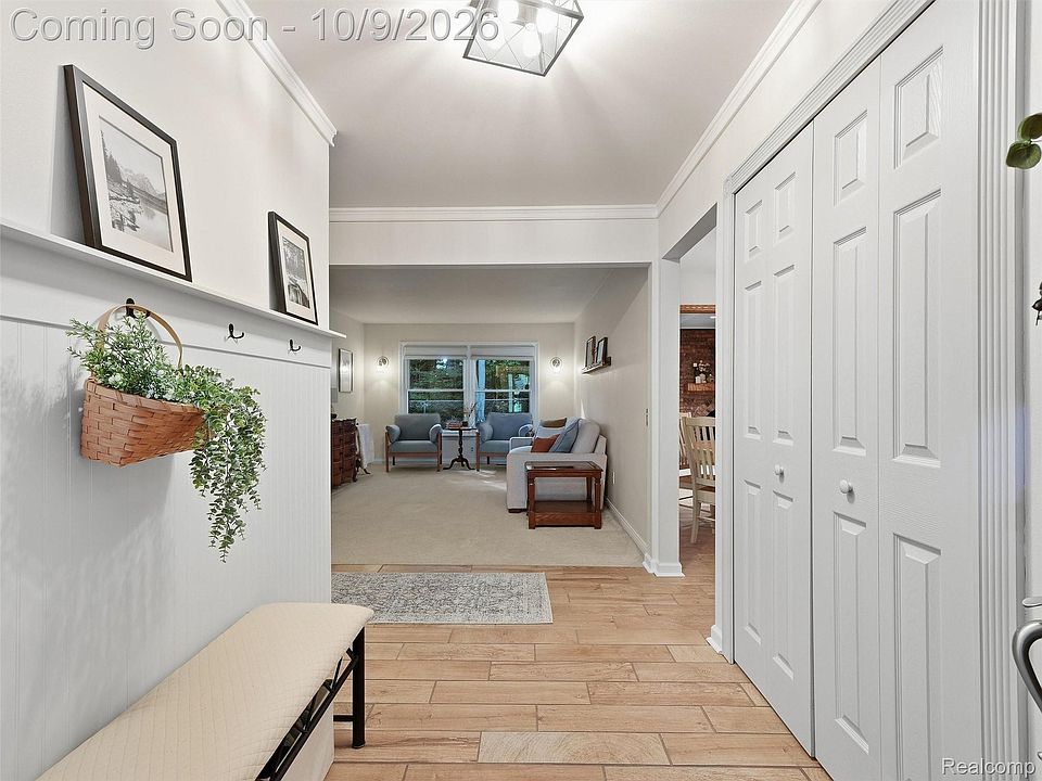 40841 Executive Dr, photo 4