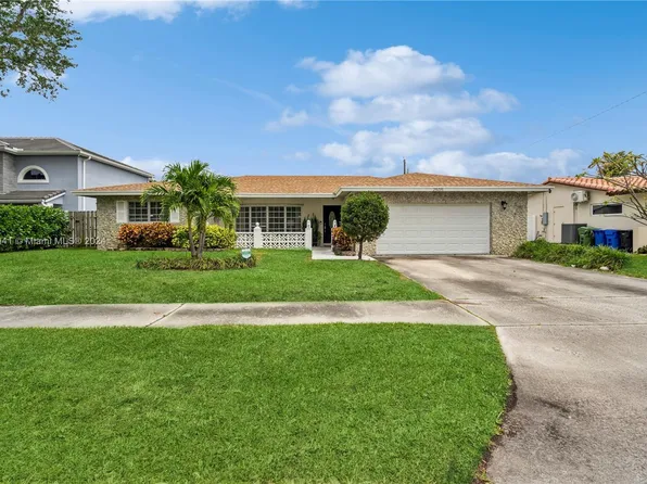 2505 NE 35th Dr, Fort Lauderdale, FL 33308