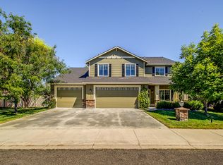 4664 W Steeplechase Dr, Meridian, ID 83646