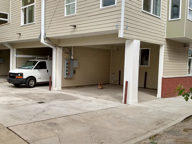 910 N 19th St — Photo 9