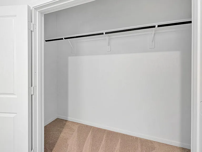 1328 Ventura Creek Dr — Photo 17