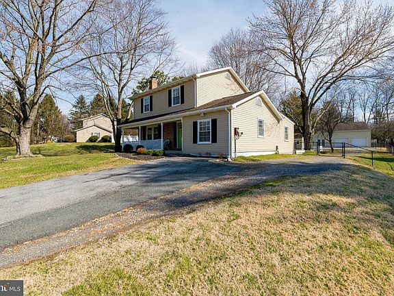 2nd image of 3495 Firestone Dr