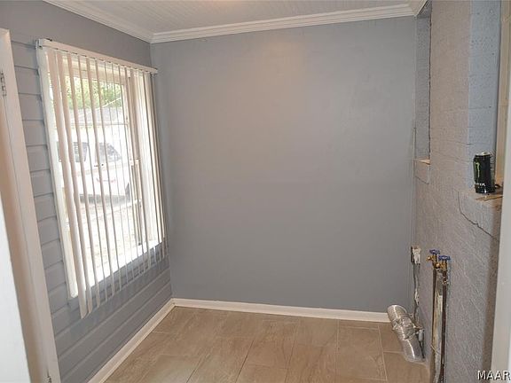 5th image of 3337 Narrow Lane Rd