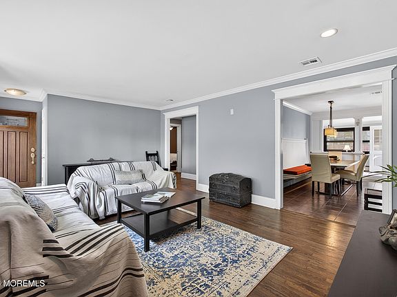 4th image of 15 Sea Girt Avenue