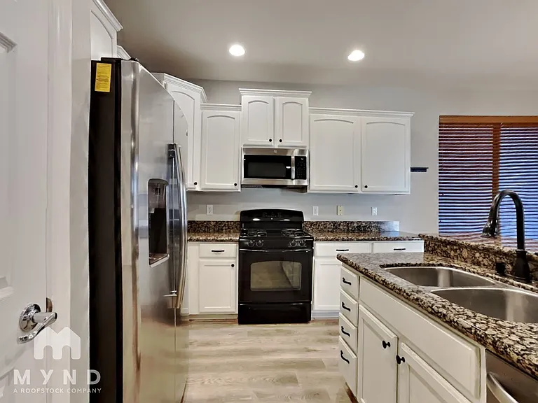 19075 E Pelican Dr — Photo 5