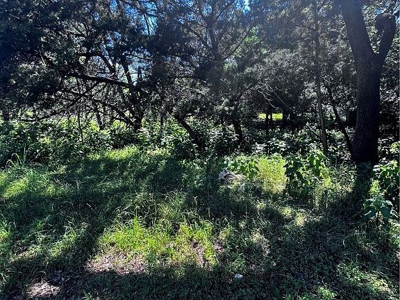 5th image of 1 S Sherwood Dr