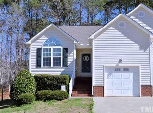 1858 W Cotton Gin Dr, Clayton, NC 27527
