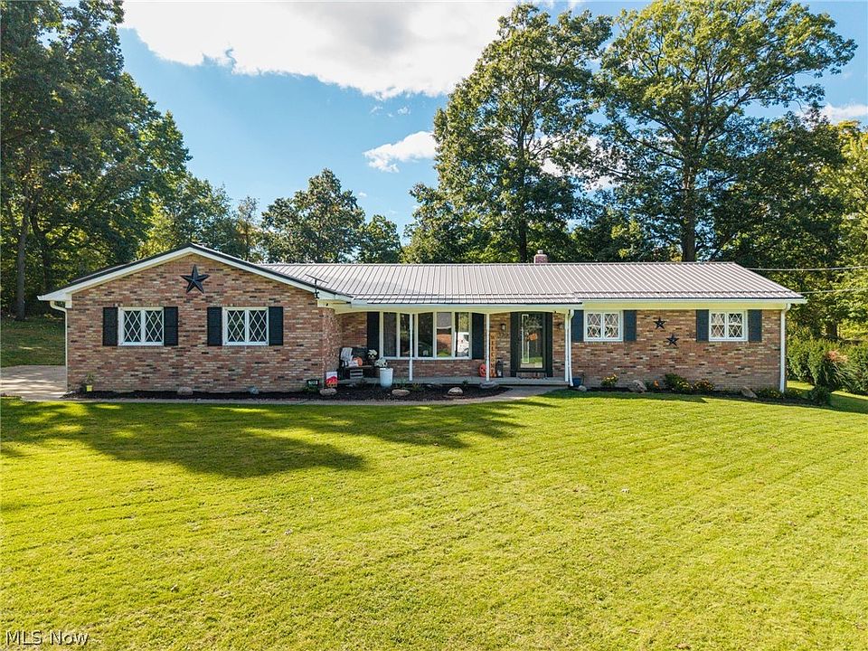 1st image of 130 E Wellock Dr
