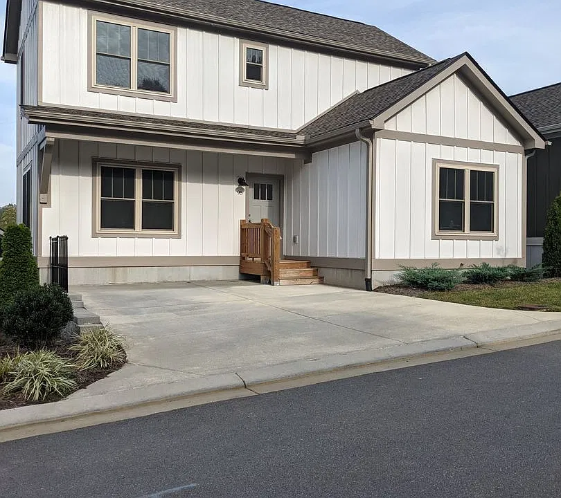 95 Wheeler Rd