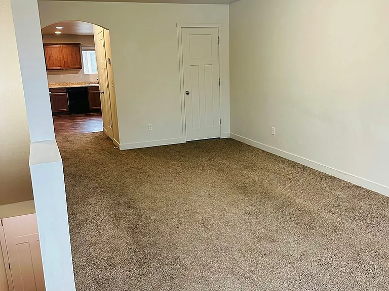 212 N 750th St E #216 — Photo 8