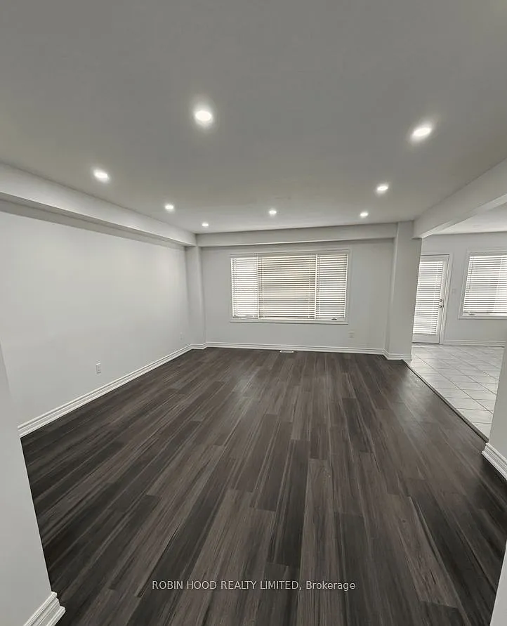 4 bed, $2,750 — Photo 2