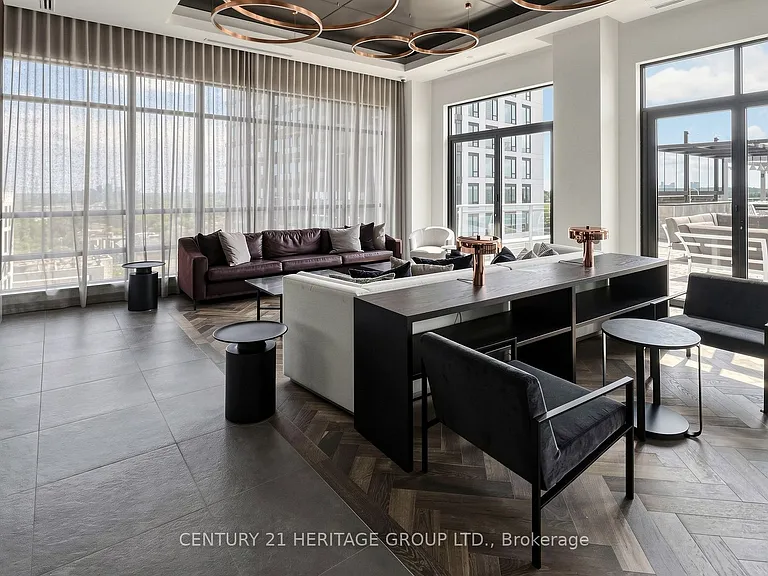 8888 Yonge St #718 — Photo 48