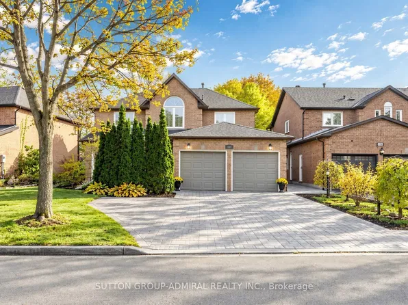 104 Topham Cres, Richmond Hill, ON L4C 9E7