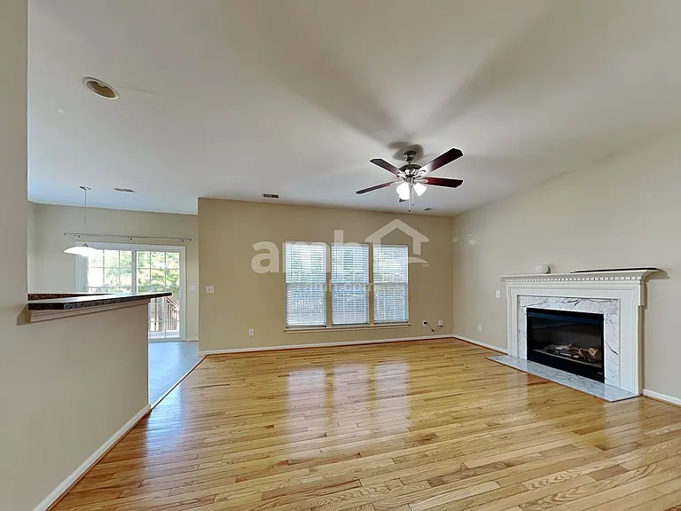 25 Bellows Falls Dr — Photo 7