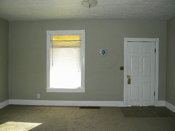 3rd image of 509 W 5TH