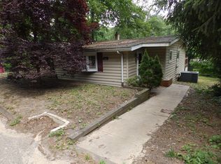 20 Cherry Run Rd, Monroeville, NJ 08343