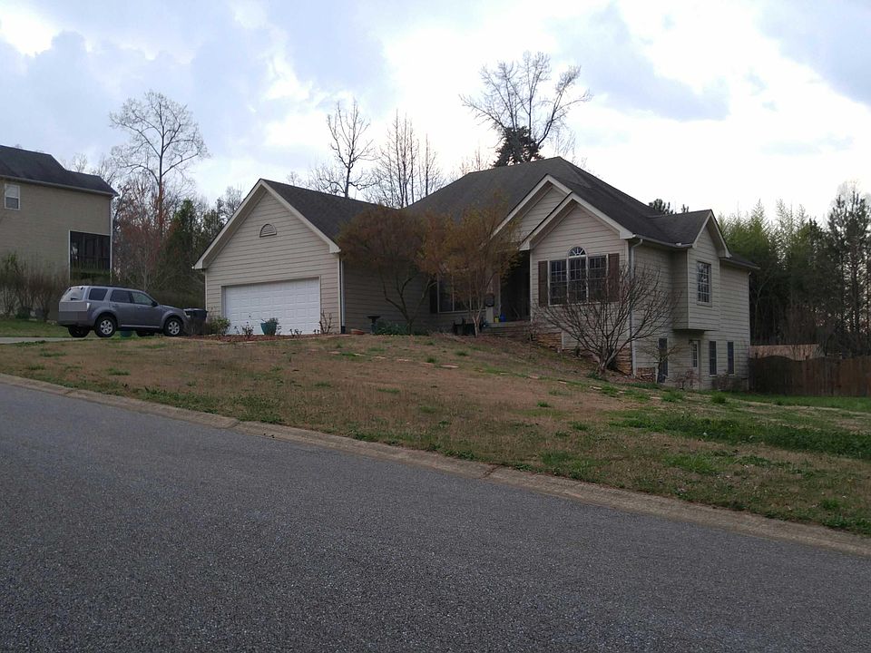 2nd image of 109 Heritage Oaks Dr