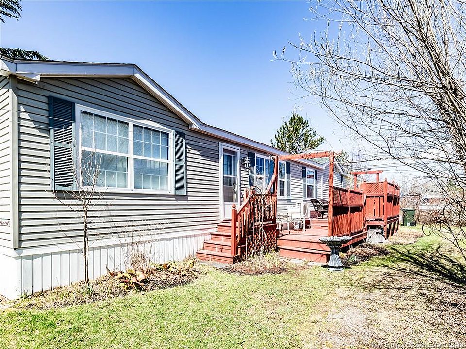 1st image of 73 Andre Dr