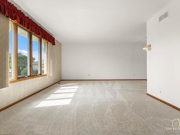 5th image of 15217 S 73rd Ave #31
