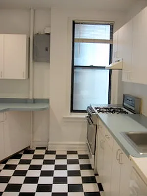 Rented by CitySites Real Estate Group | media 45