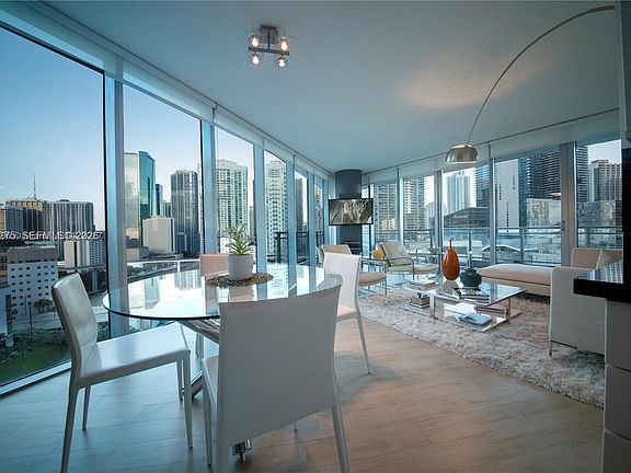 2nd image of 92 SW 3rd St #1801