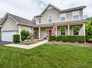 1096 Four Seasons Ln, Bolingbrook, IL 60440