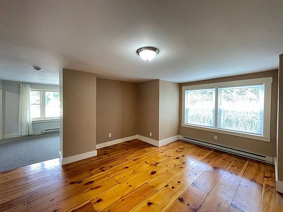 5th image of 16 Crystal Ave Unit A