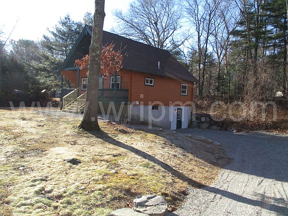 3rd image of 485 Elm St E