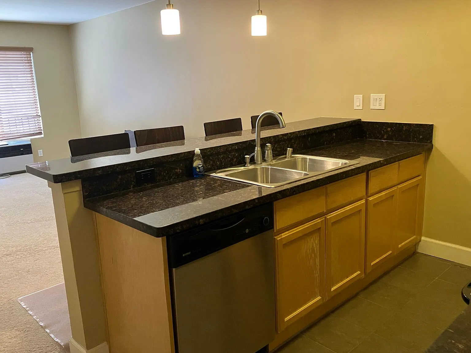 1 bed, 553 sqft, $2,500 — Photo 2