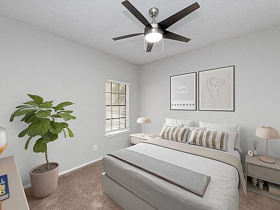 5th image of 18950 Marsh Ln #302