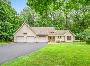 3081 Big Timber Cir, Suamico, WI 54313