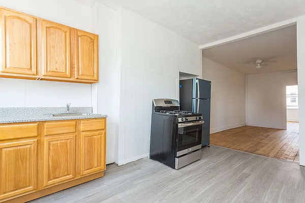 Rented by Grand & Co. | media 19