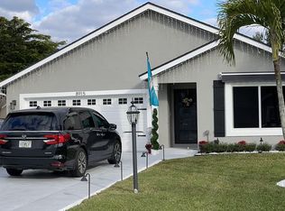 8915 SW Caprice Cir, Stuart, FL 34997