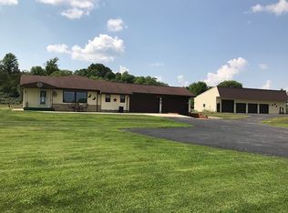 5766 Old 16 Rd, Houston, MN 55943