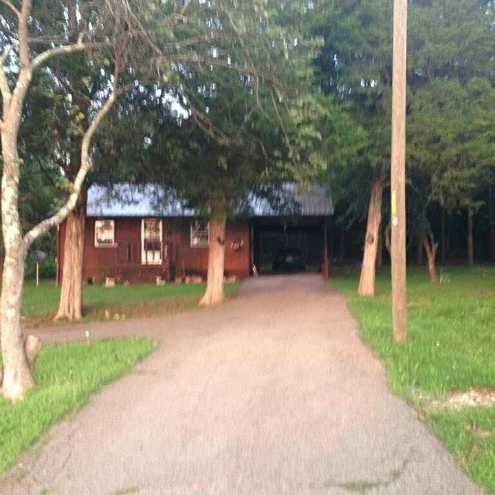 1st image of 500 Cottrell Ln