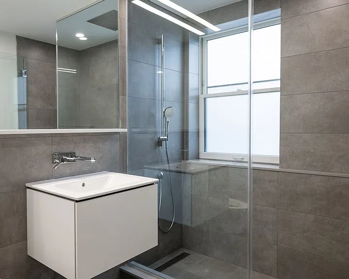 18 Euston St #20 — Photo 1