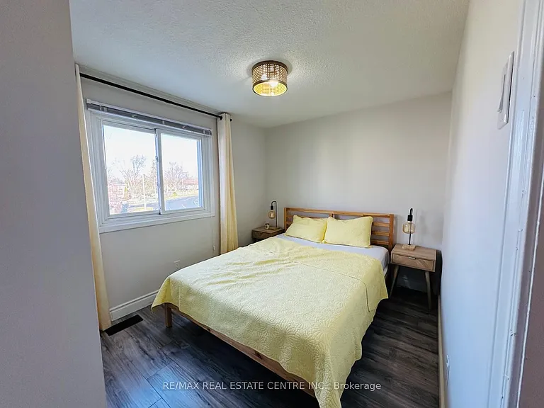 1 Havenbrook Ct — Photo 16