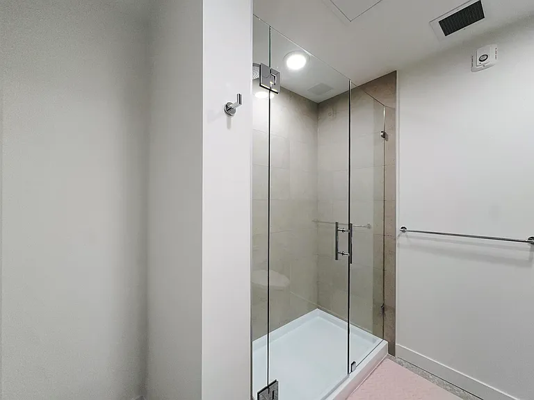 133 W 49th Ave #3XX — Photo 16