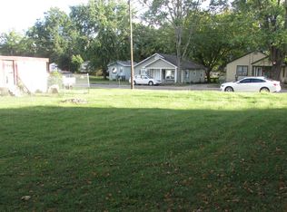 418 5th St, Lawrenceburg, TN 38464