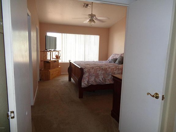 3rd image of 693 E Ironwood Dr