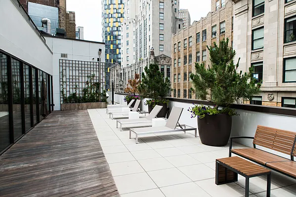 Rented by Winzone Realty Inc | media 20