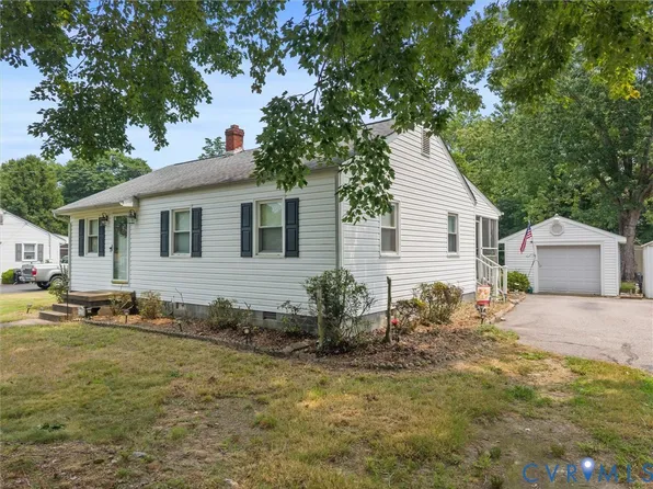 9633 Shamrock Dr, North Chesterfield, VA 23237