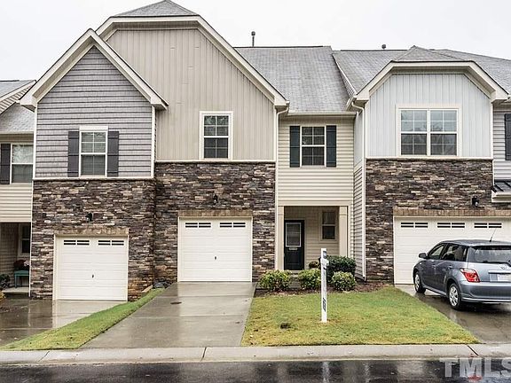 2nd image of 102 Salmon River Dr