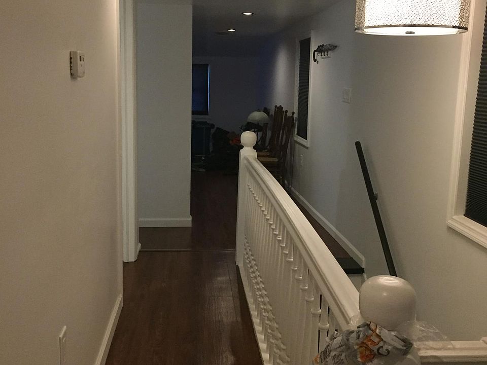 2nd image of 360 E 5th St #2
