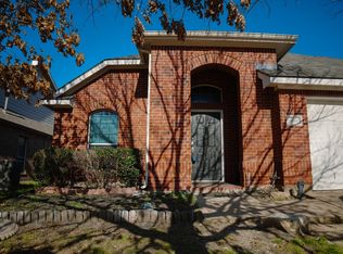 8656 Glenburne Dr, Fort Worth, TX 76131