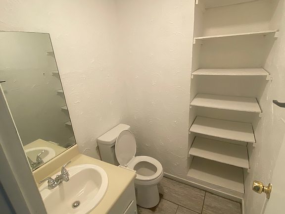 3rd image of 3301 Preston St