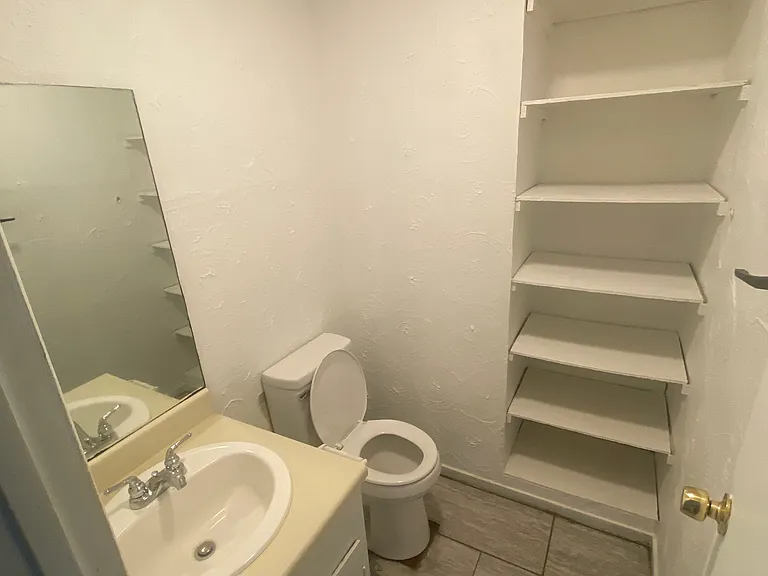 3301 Preston St — Photo 3