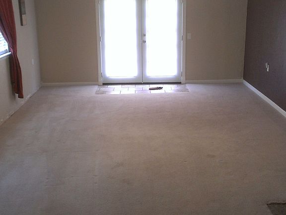 5th image of 4801 SE 22nd St