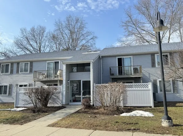 59 Village Brook Ln APT 5, Natick, MA 01760